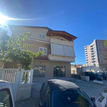 Trip-Stop Apartments Vlore Bagian luar foto