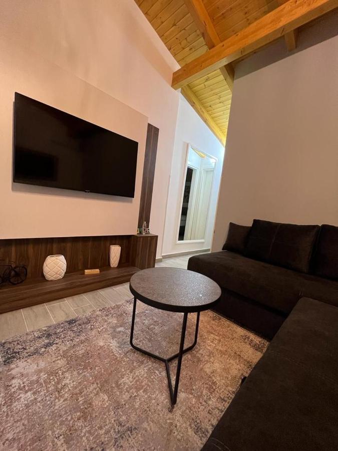 Trip-Stop Apartments Vlore Bagian luar foto
