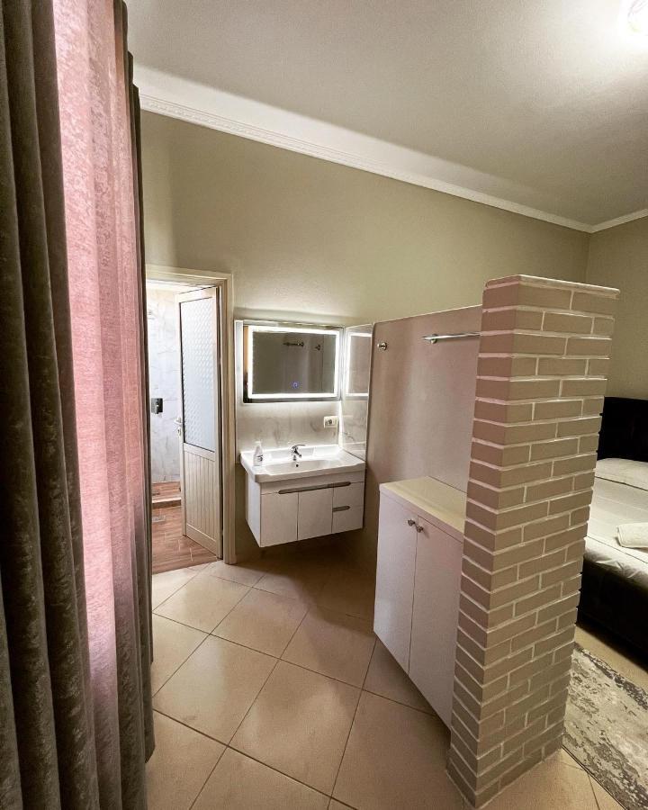 Trip-Stop Apartments Vlore Bagian luar foto