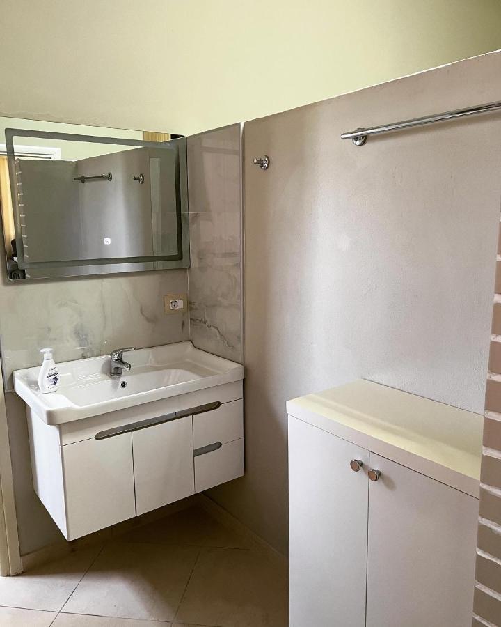 Trip-Stop Apartments Vlore Bagian luar foto