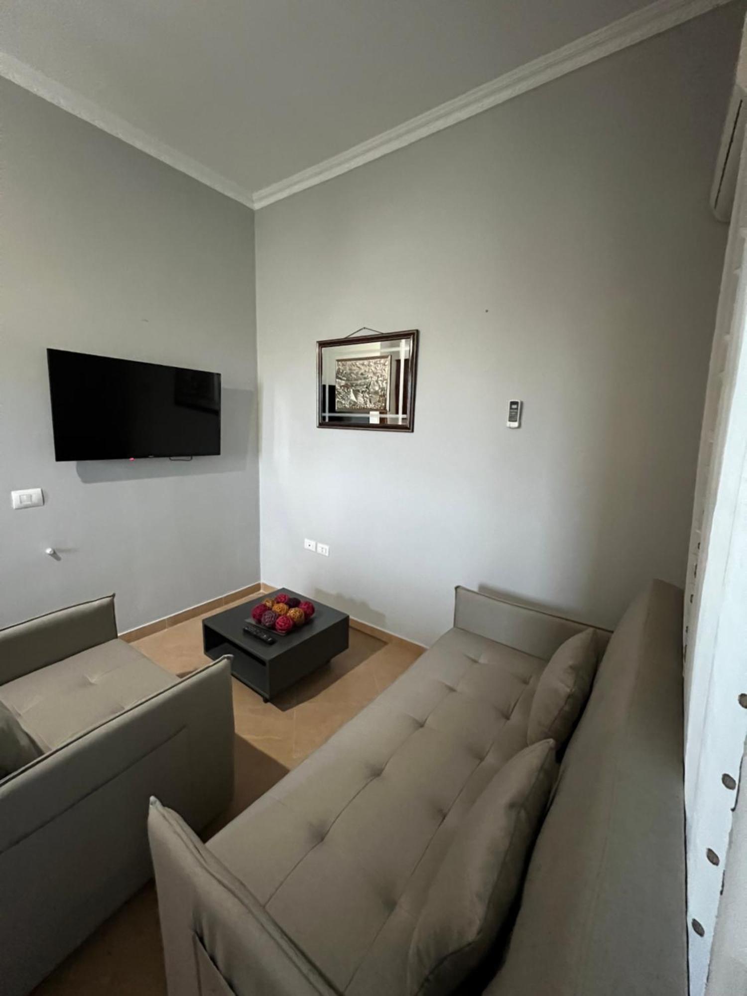 Trip-Stop Apartments Vlore Bagian luar foto