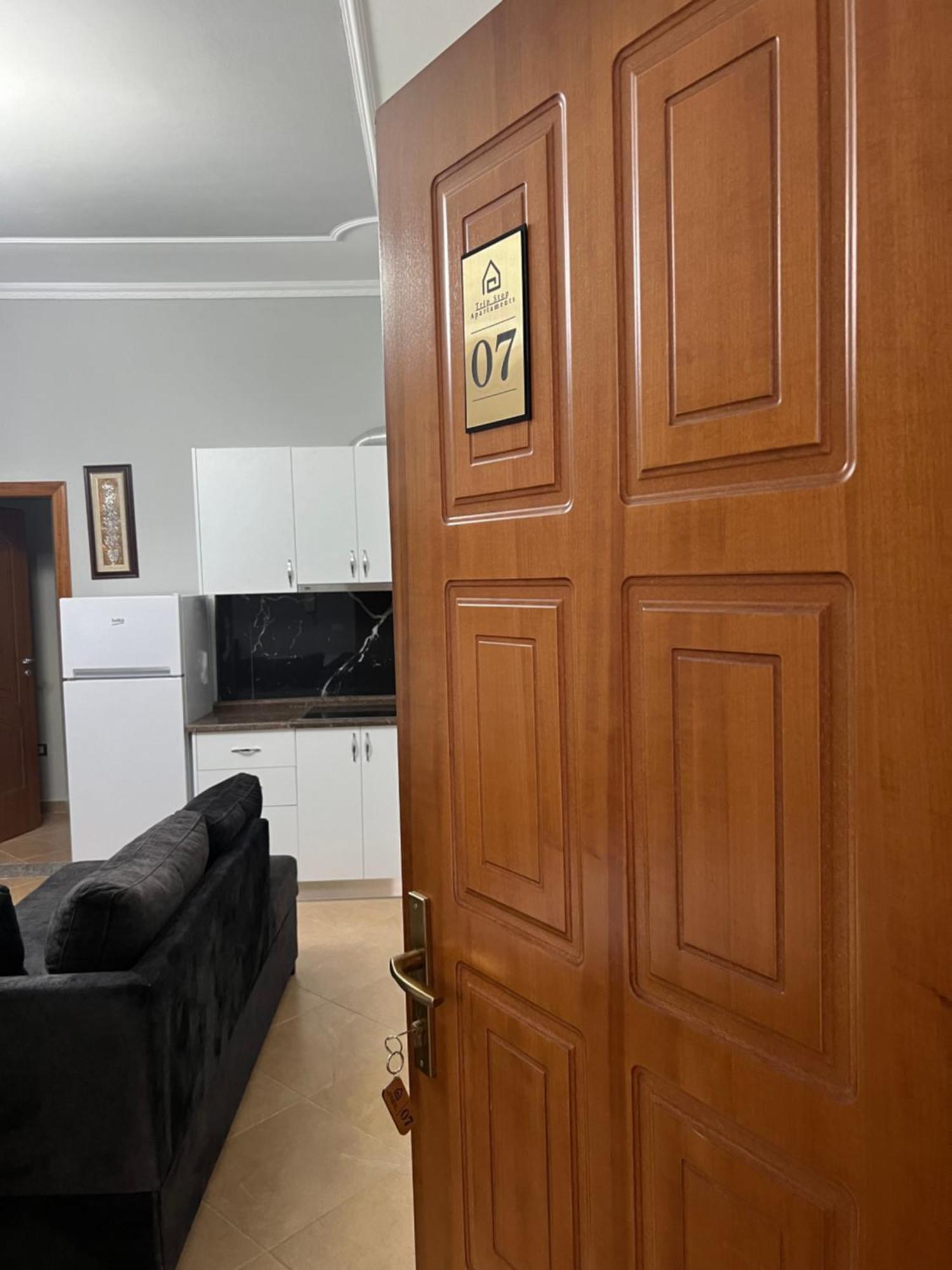 Trip-Stop Apartments Vlore Bagian luar foto
