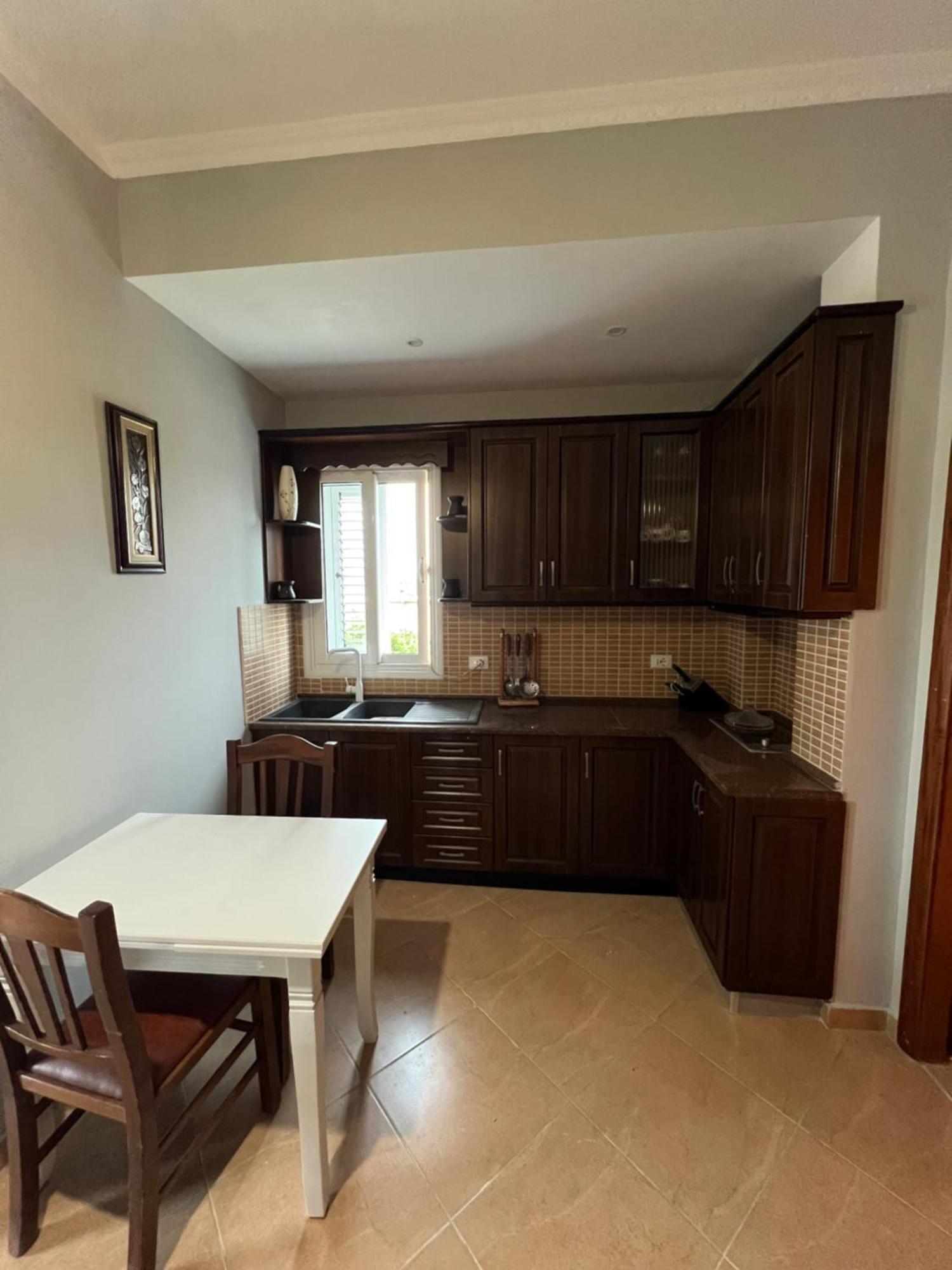 Trip-Stop Apartments Vlore Bagian luar foto
